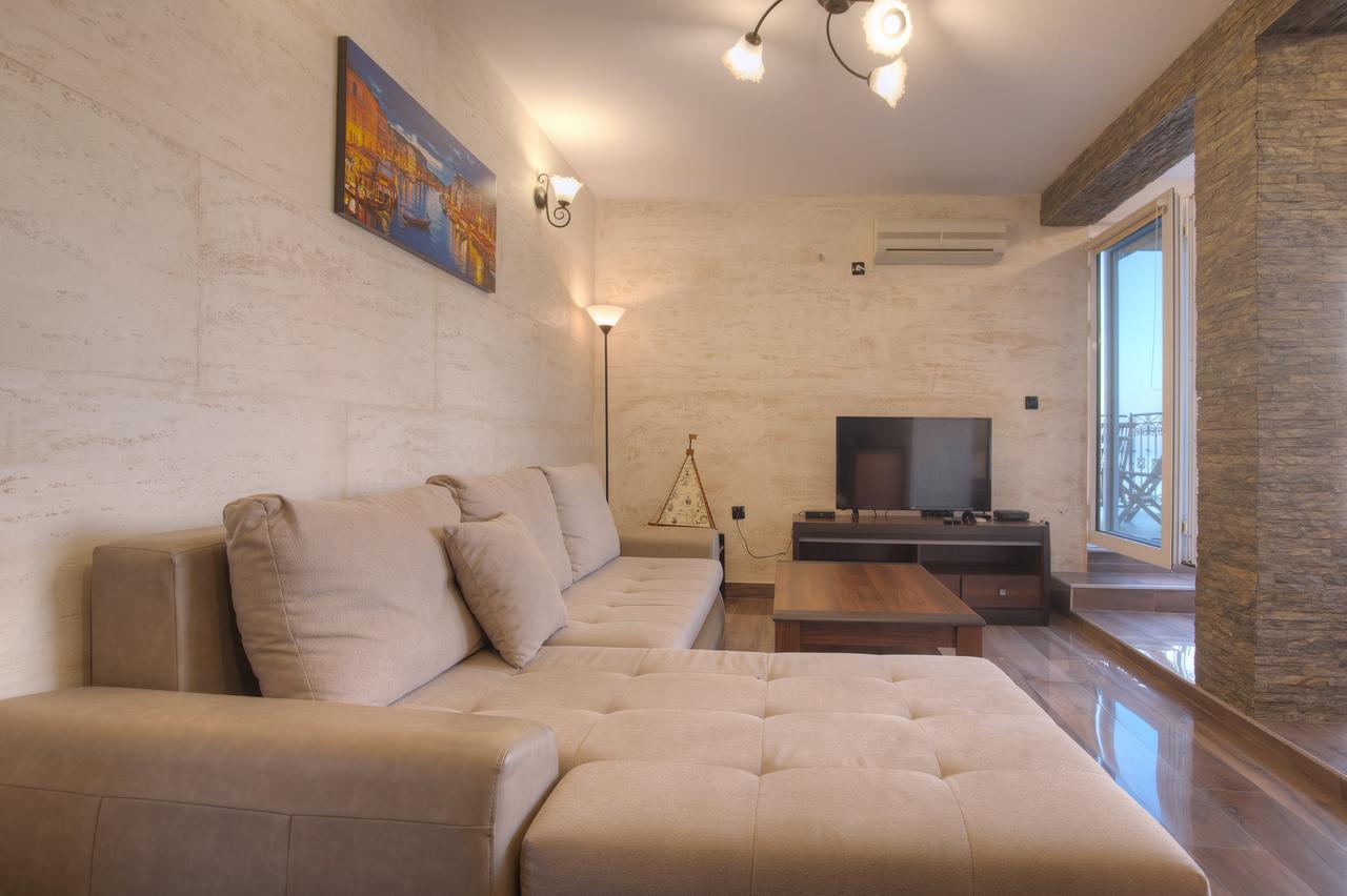 Apartment Dzaleta Sveti Stefan Exterior foto